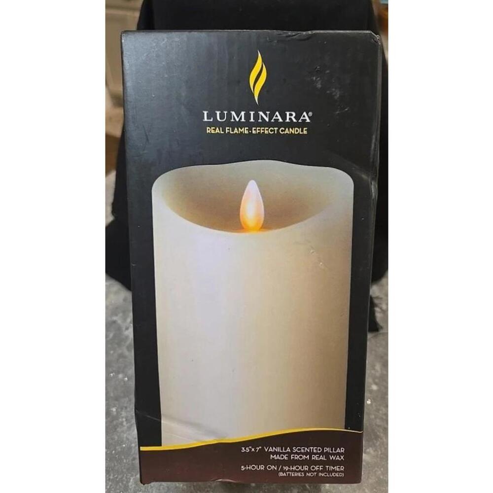 Flameless Candle - Vanilla Scented Ivory Wax Pillar 3.5x7